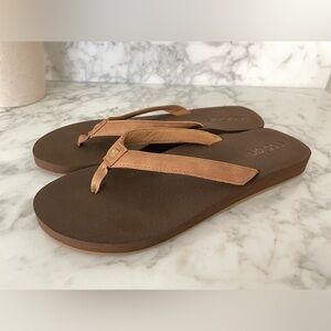 Cobian Skinny Bounce 2 Comfort Flip Flop Sandal Womens Size 11 Brown Tan